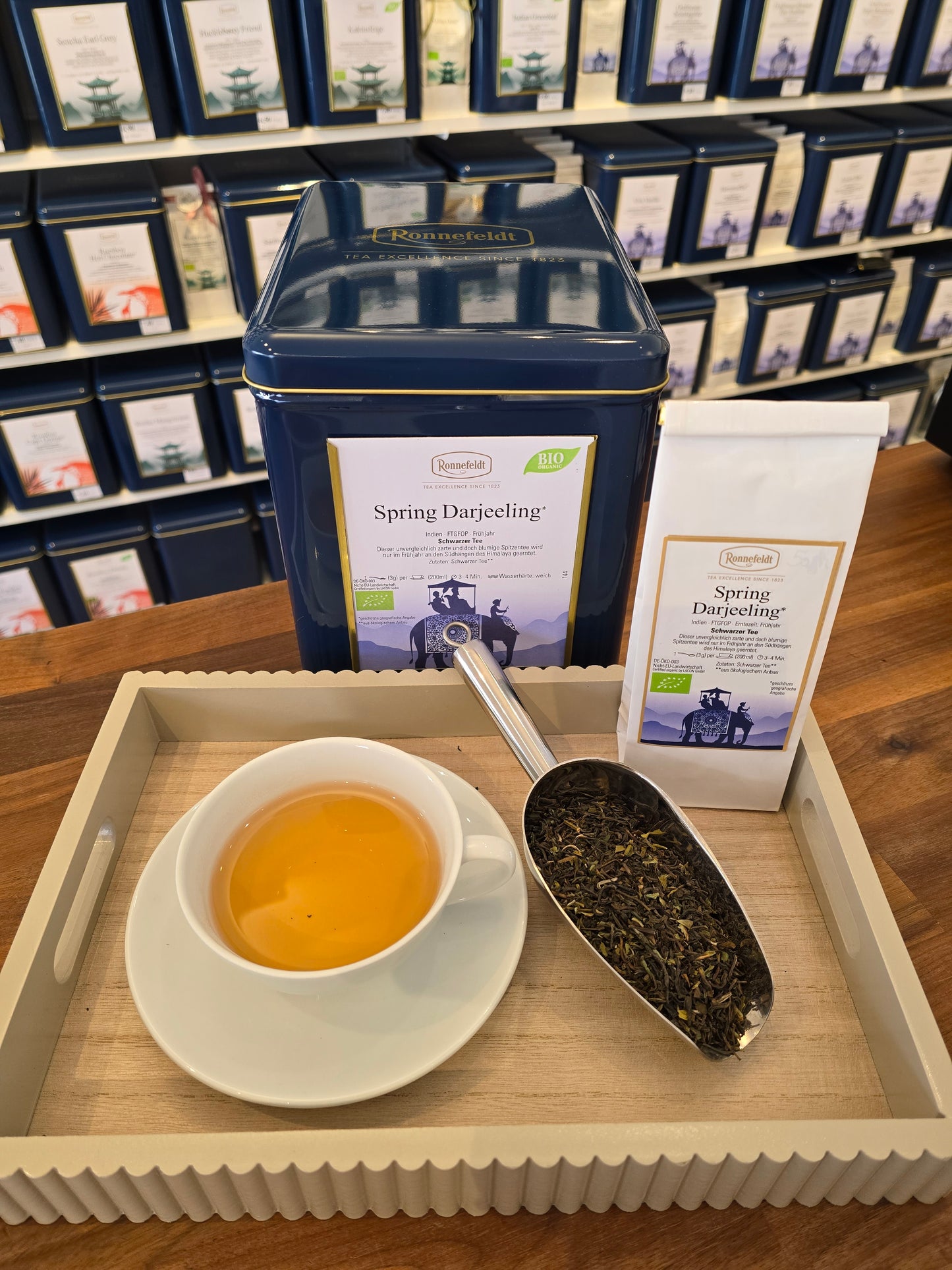 Spring Darjeeling – exklusiver Bio-Schwarztee mit frischer Note, ideal als edles Teepraesent fuer Kanzleien, Kunden oder anspruchsvolle Gourmets