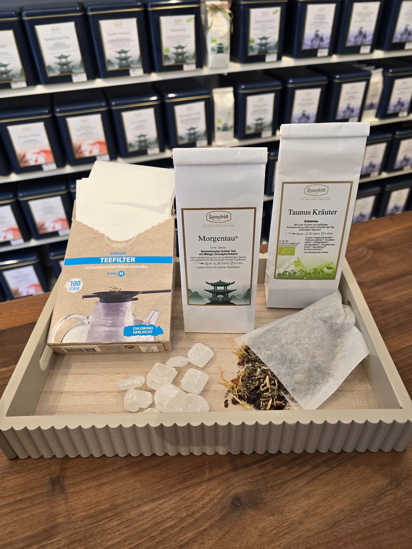 Handverlesene Tee-Geschenkbox für Firmen, Mitarbeiter, Jubilare enthält zwei Bestseller-Tees für einen perfekten Teemoment