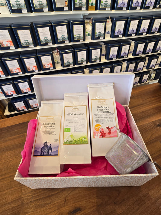 Exklusive Tee-Präsentebox, drei sorgfältig ausgewählte Teesorten à 100g für Tee-Liebhaber